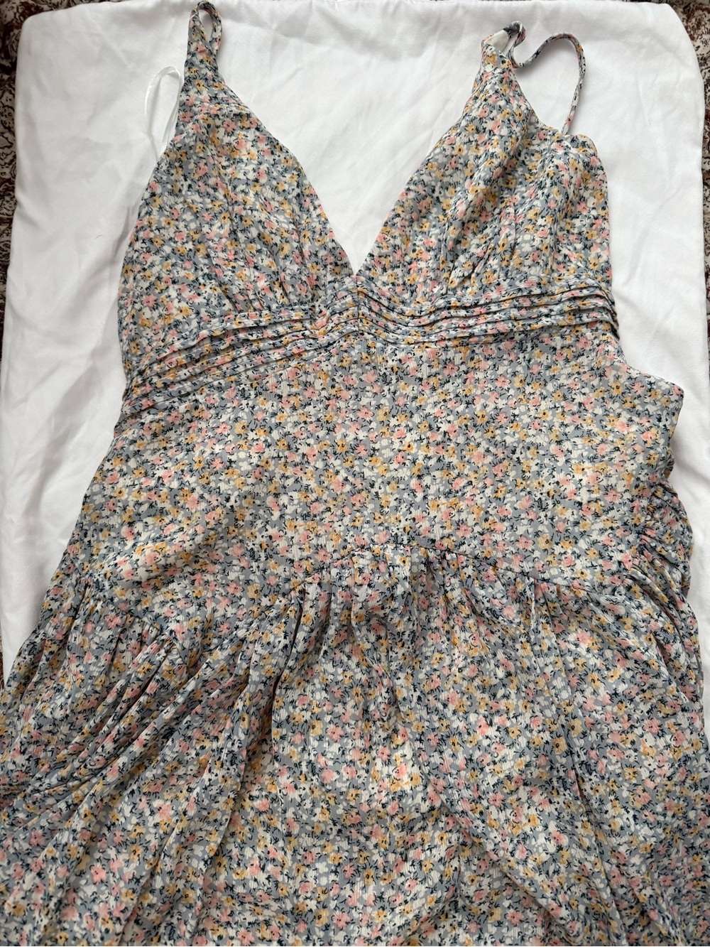 SUNDAE MUSE - Floral V-Neck Spaghetti Strap Romper in Multi-Color